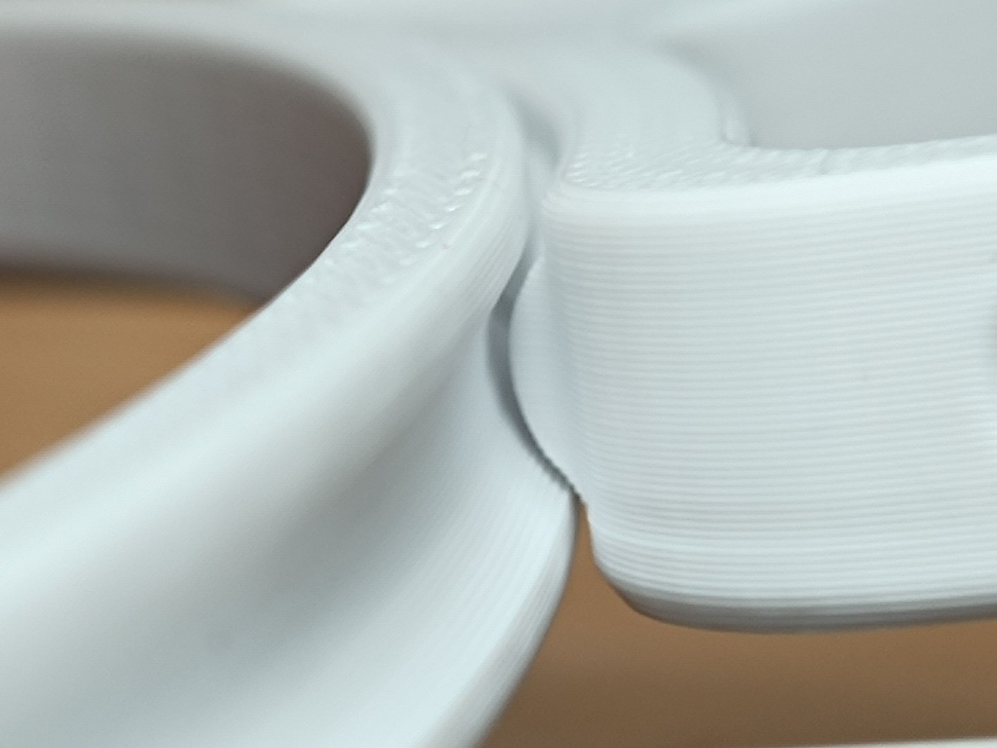 Close up of the engineered inner lip clamping fabric
