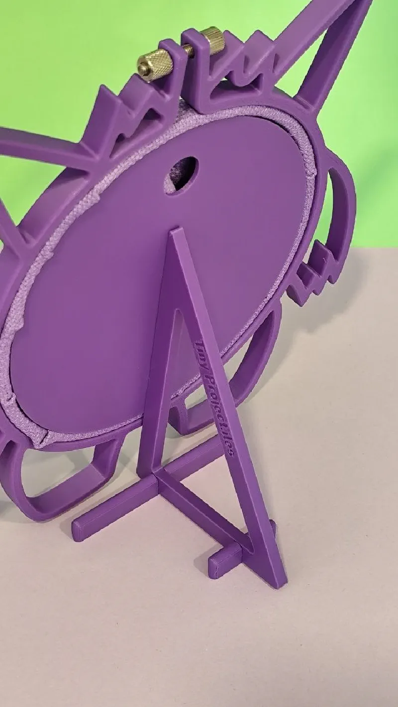 Special stand for funny ghost hoop.